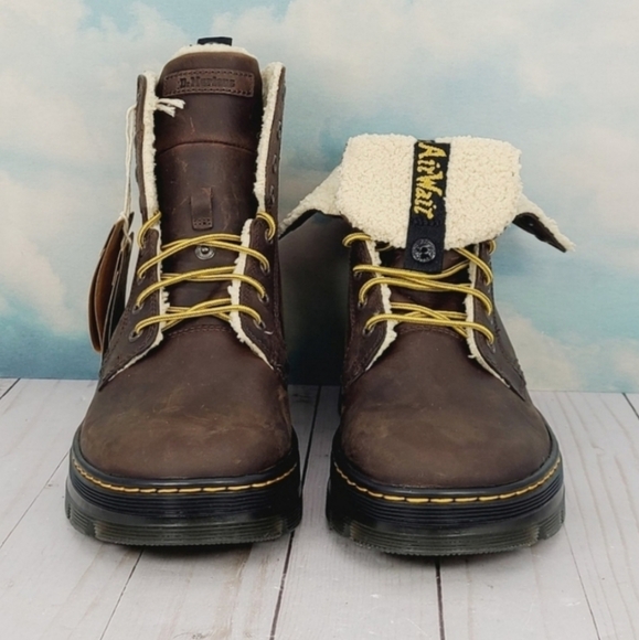 Dr. Martens Crazy Horse Boot Size 8 FREE SHIP - Picture 2 of 13